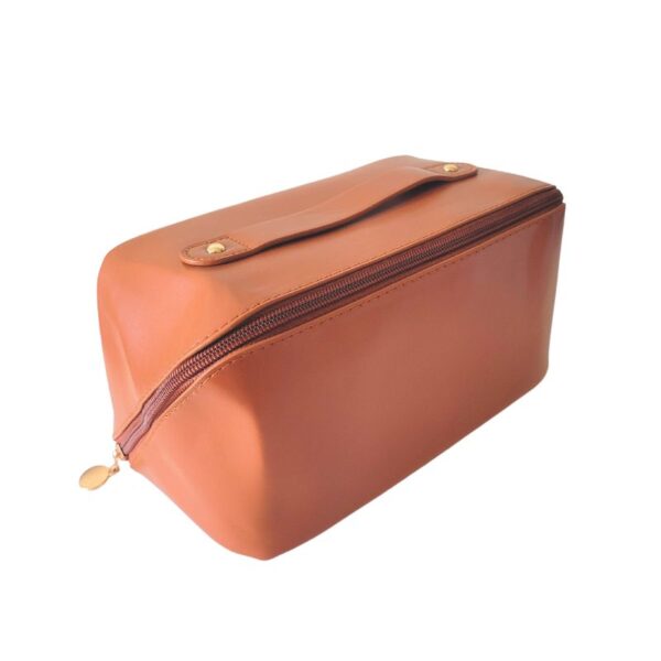 Large capacity cosmetics bag (Brown)